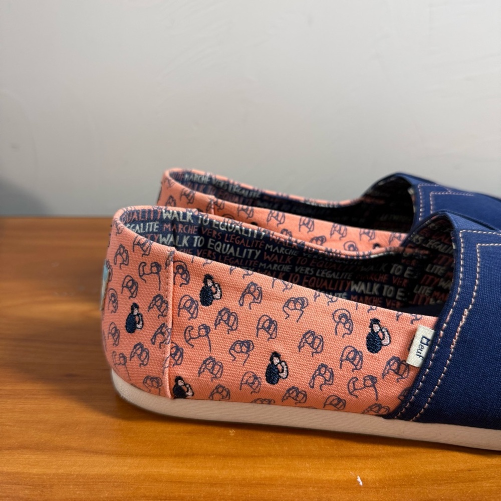 Toms x‎ Meuf Paris Rights “Walk To Equality” Canvas Slip on Alpargata Flat 10 - Picture 3 of 9